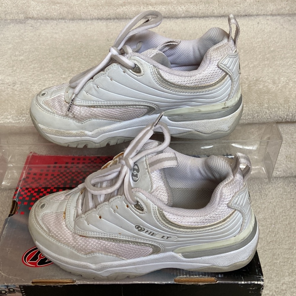 heelys - Picture 2 of 16